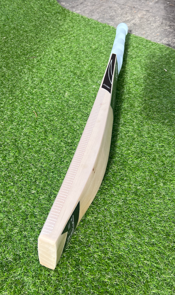 Performance Grade Cricket Bat