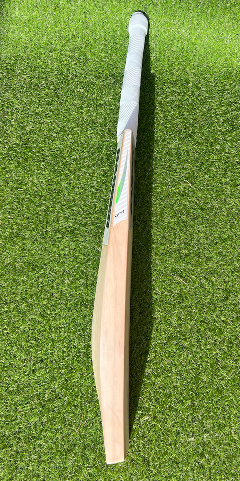 Pro Players Cricket Bat